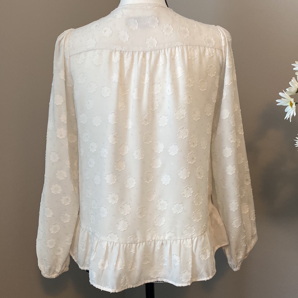 Loft Textured Blouse - Picture 6 of 8